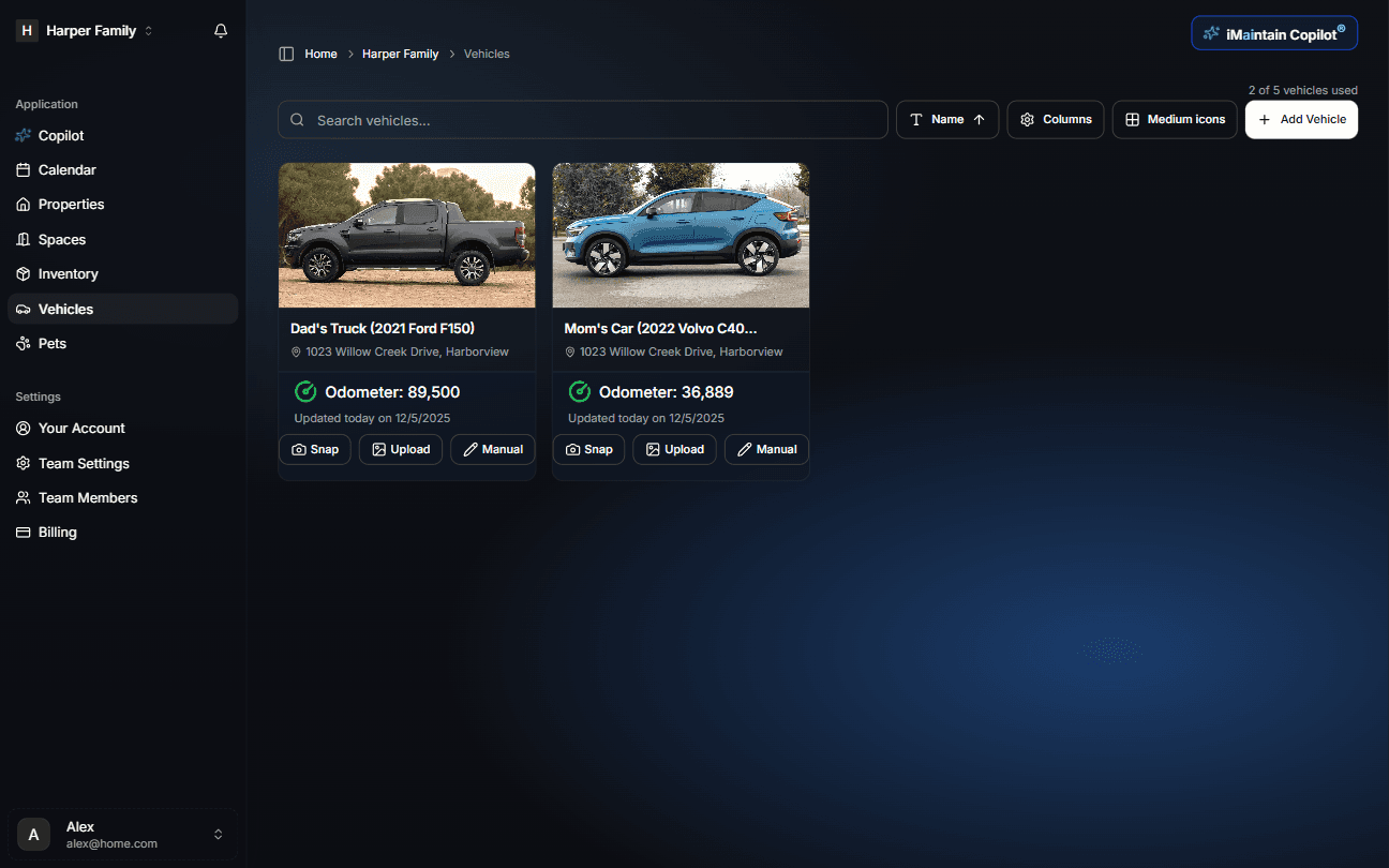 Vehicles workspace in iMaintain (dark mode)